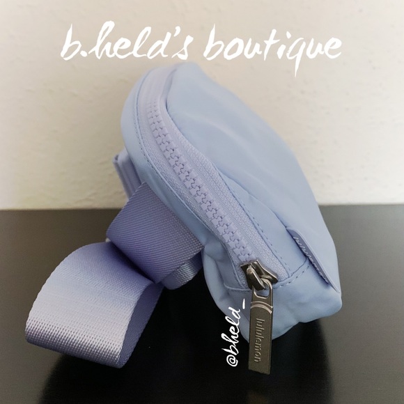 lululemon Everywhere Belt Bag in Pastel Blue One Size (1L) Brand New NWT - Picture 9 of 14